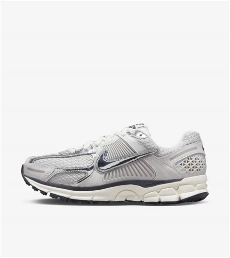 nike zoom vomero 5 zilver|Nike vomero 5 size chart.